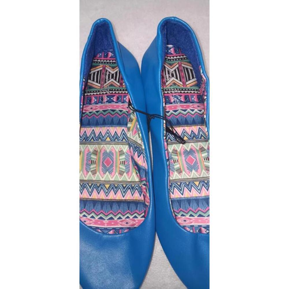 NWOT! Twister Slip In Step Out Lindsay Flats Womens Size 10 Blue Aztec Design - Picture 4 of 9